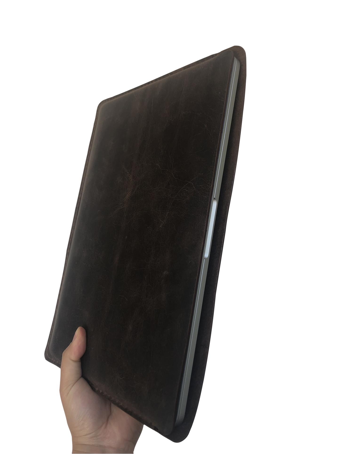 Funda Macbook Pro 13" en cuero | ENNE Taller de Cuero