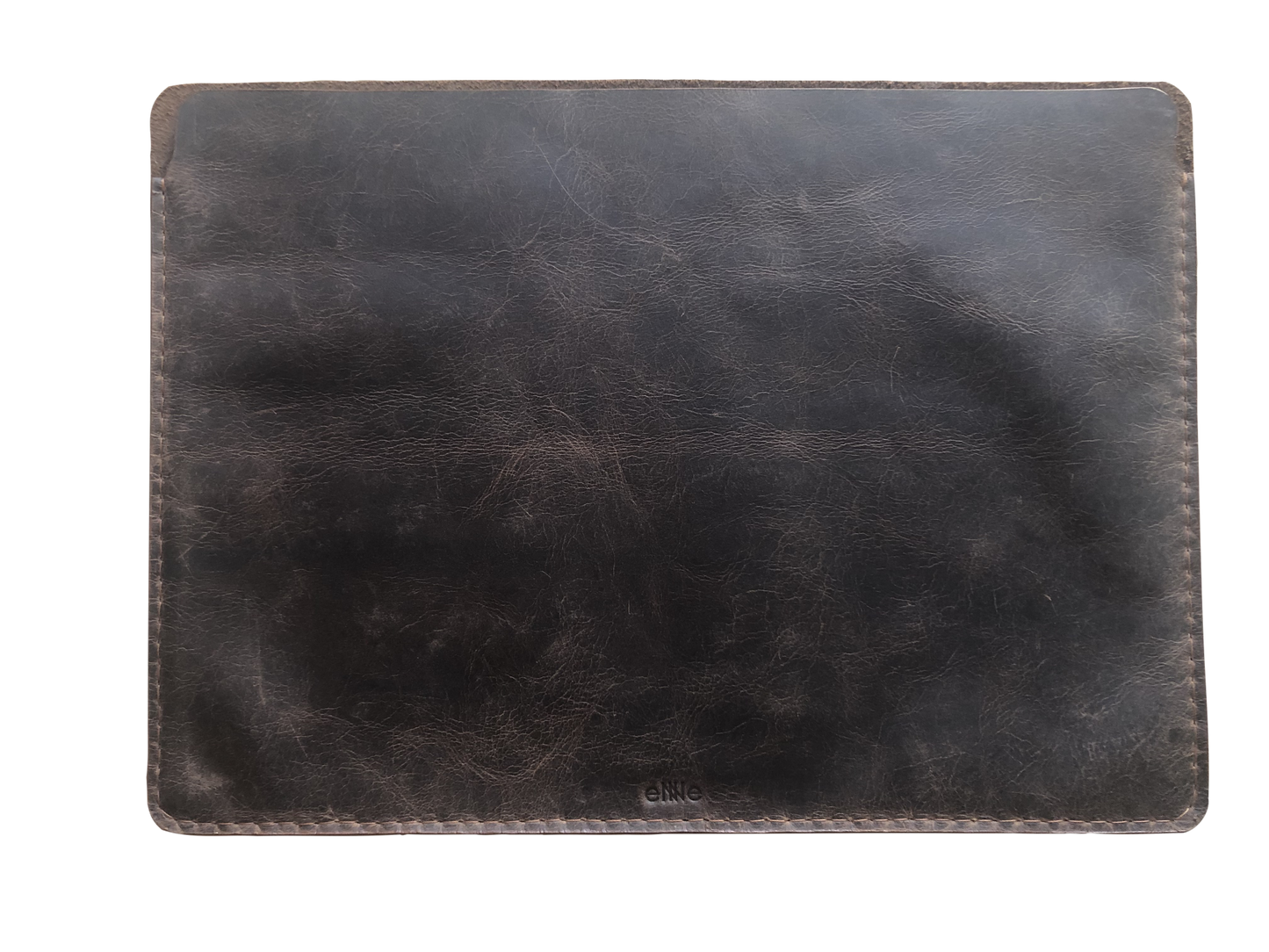 Funda Macbook Pro 13" en cuero | ENNE Taller de Cuero