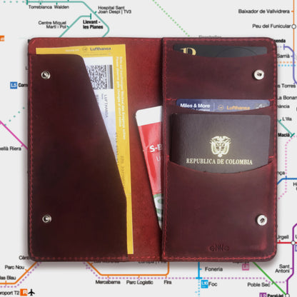 Porta pasaporte en cuero | ENNE Taller de Cuero